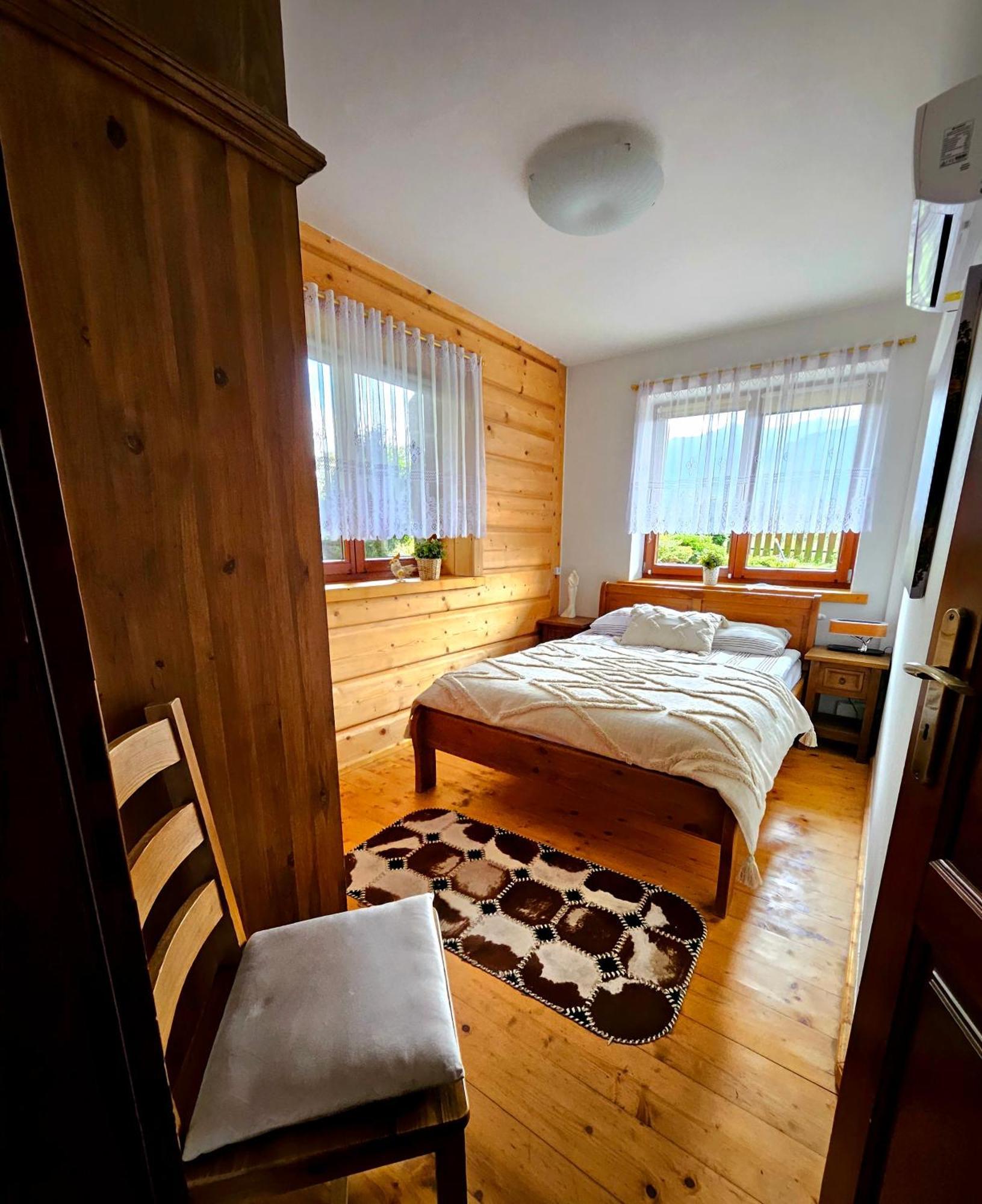 Apartament Z Widokiem Na Gory - Split Ac, Private Terrace, Private Parking コシチェリスコ エクステリア 写真