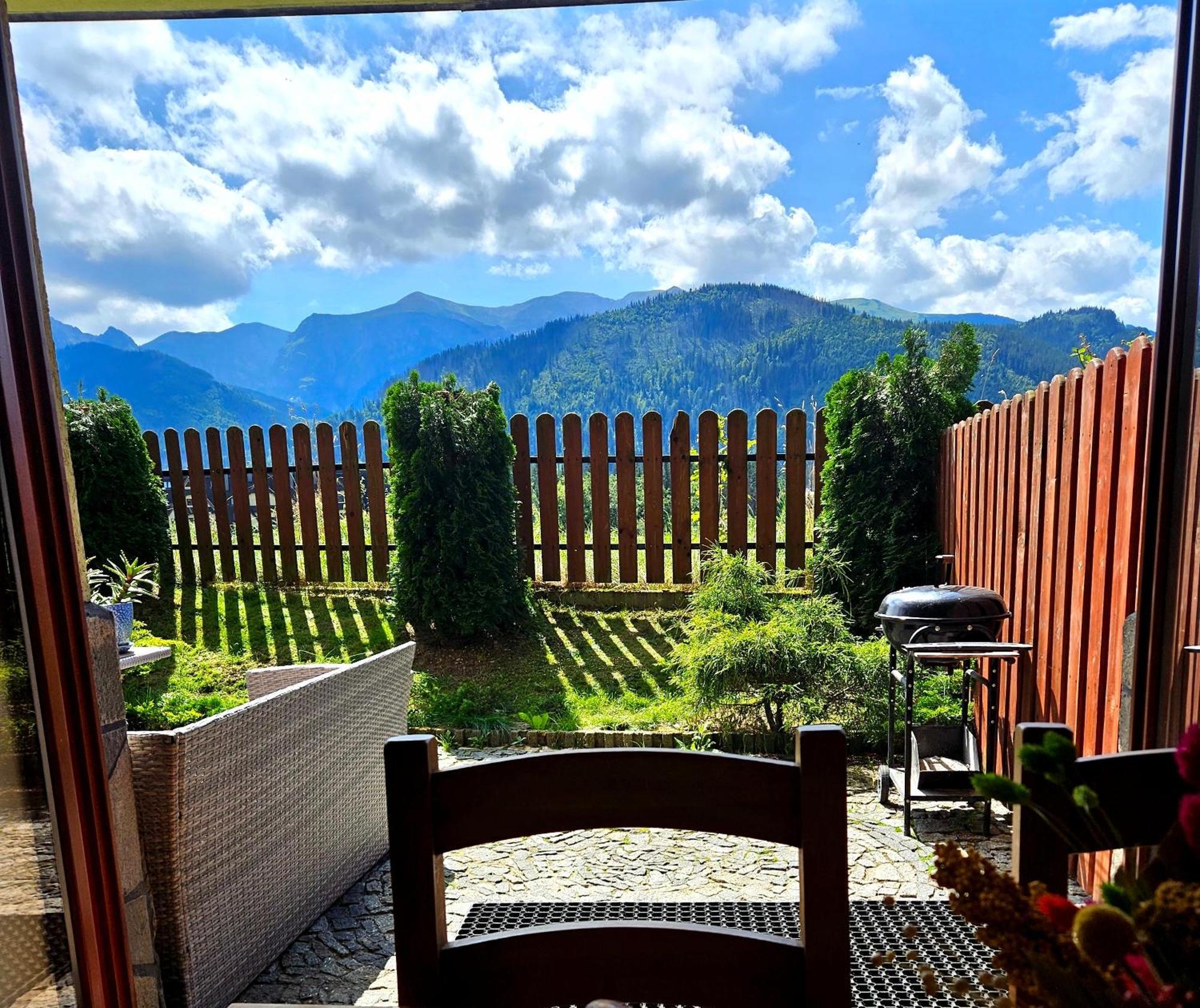 Apartament Z Widokiem Na Gory - Split Ac, Private Terrace, Private Parking コシチェリスコ エクステリア 写真